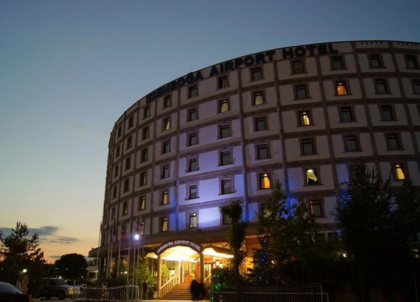 Otel Esenboga Airport 5*
